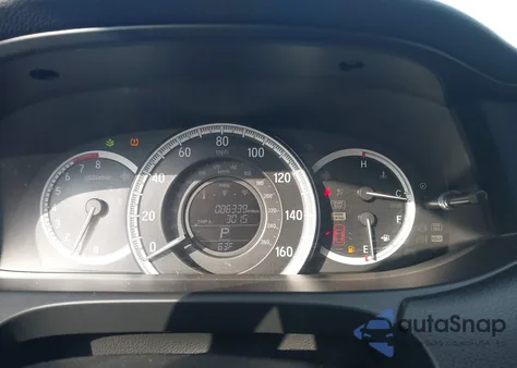 2017 Honda Accord Lx z USA, uszkodzony, nr VIN 1HGCR2F30HA092184